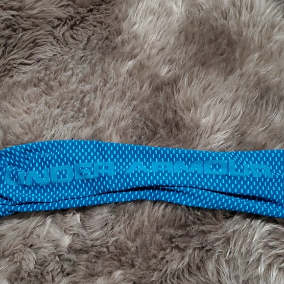 Under Armour Blue Heat Gear Long Sleeves NWT - Picture 5 of 5